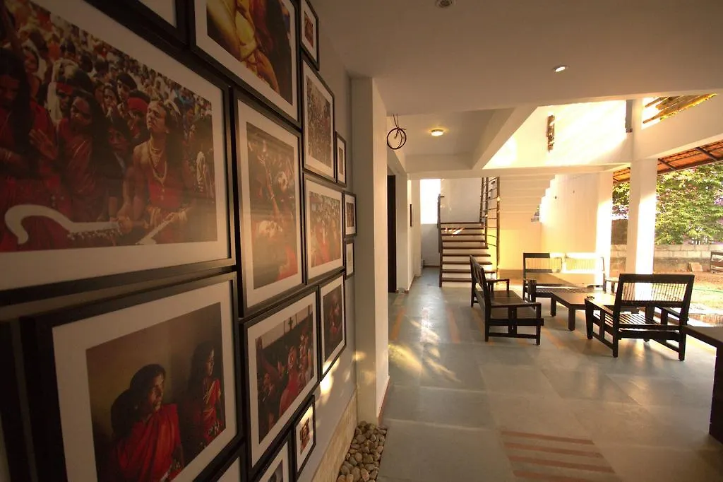 Hotel Thanal At The Oceans Edge Varkala