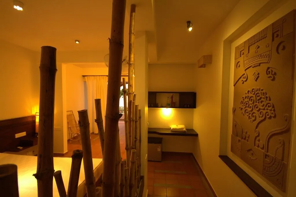 Thanal At The Oceans Edge Hotel Varkala 2*,  India